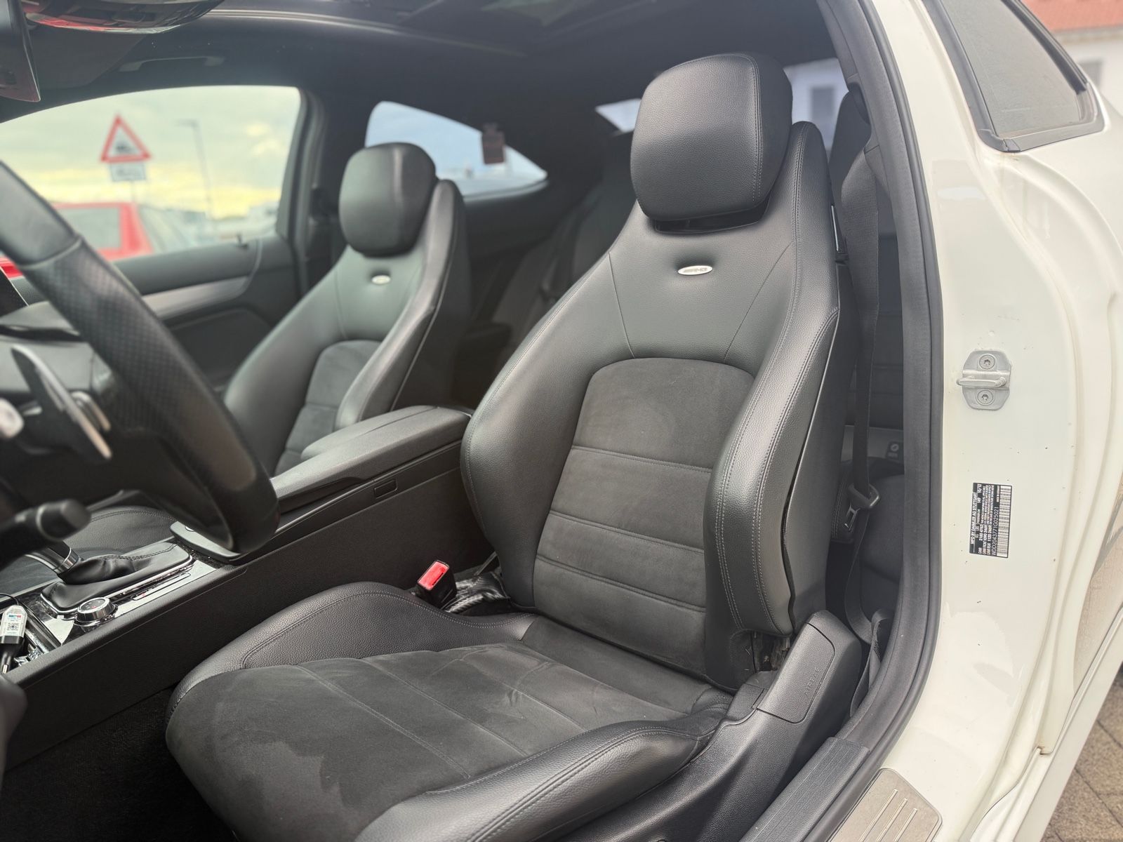 Mercedes-Benz C 63 AMG C Coupe C 63 AMG foto 17