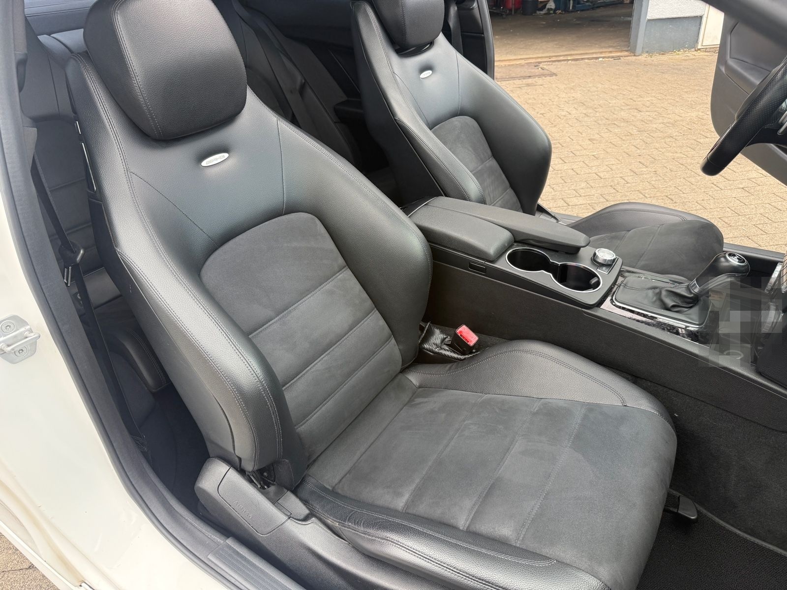 Mercedes-Benz C 63 AMG C Coupe C 63 AMG foto 19