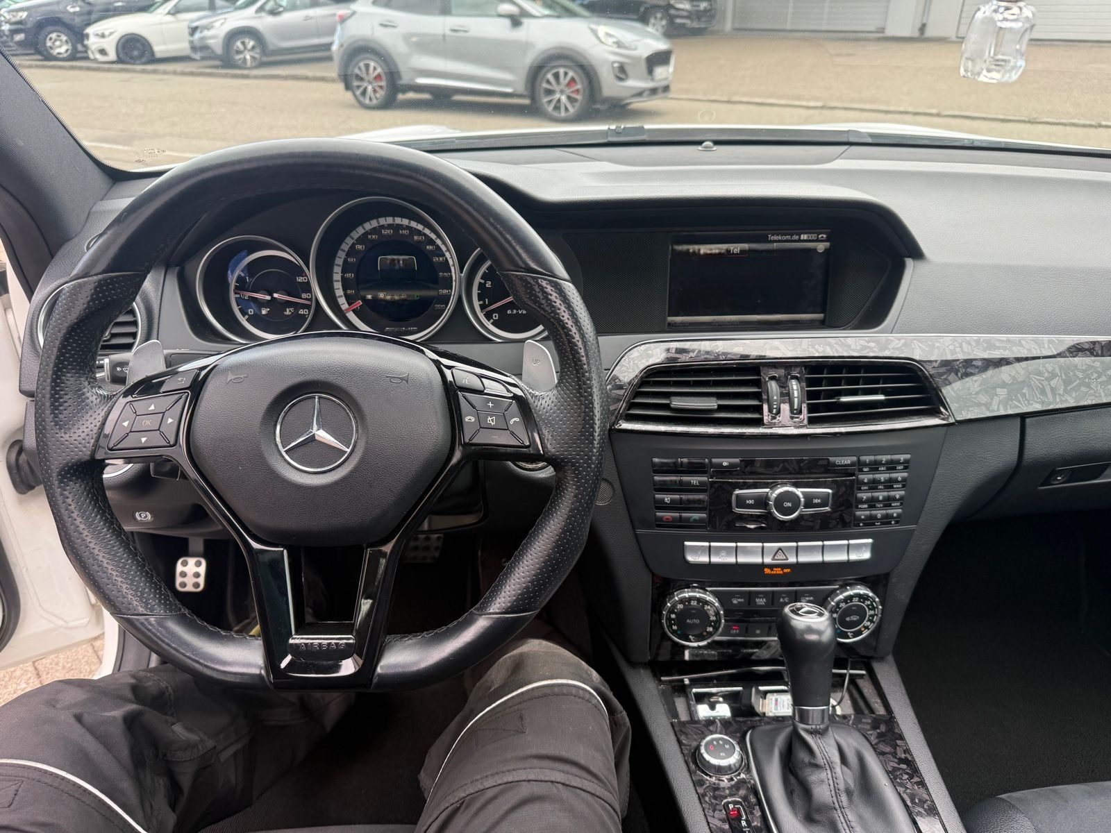 Mercedes-Benz C 63 AMG C Coupe C 63 AMG foto 22