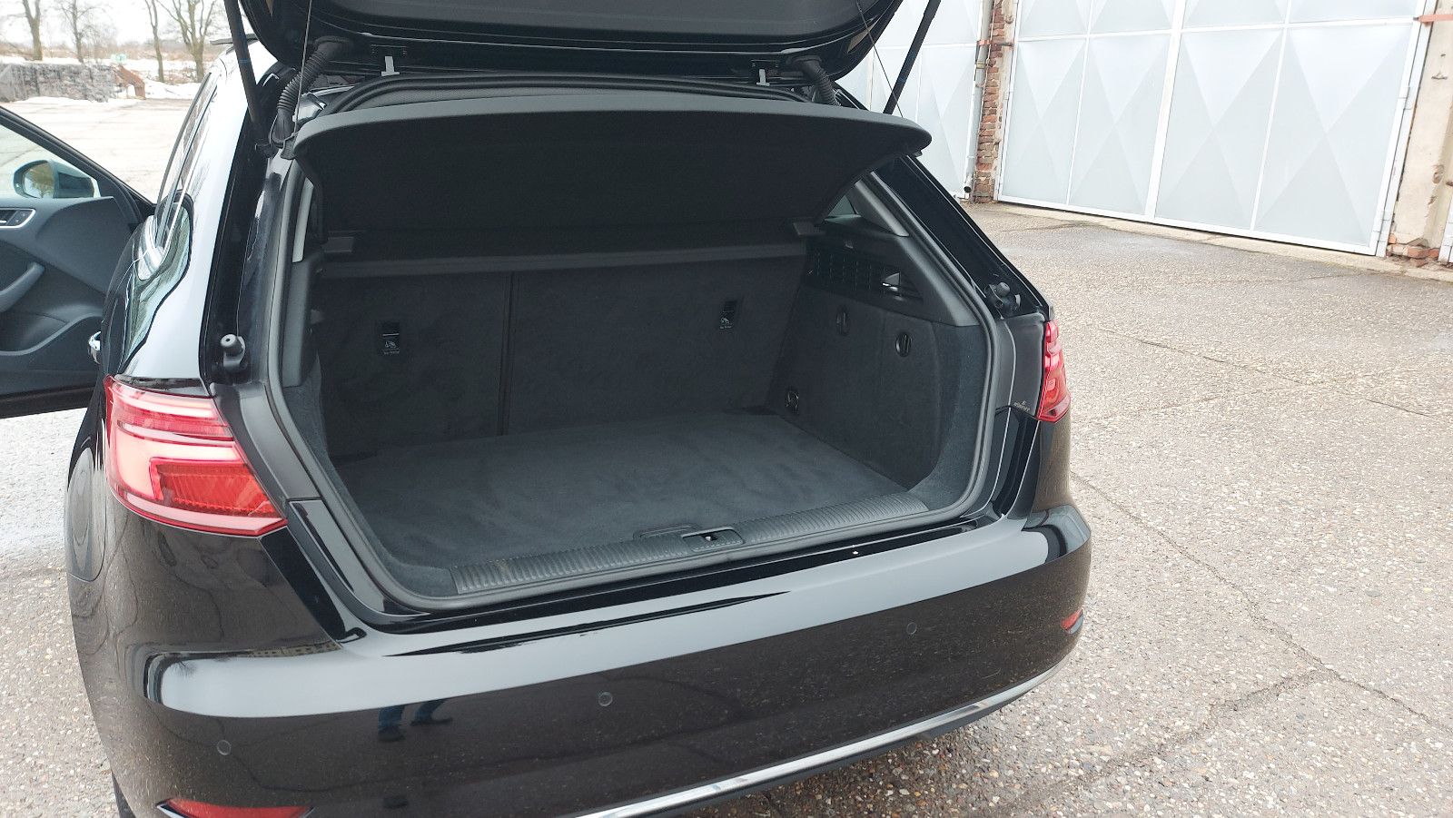 Audi A3 Sportback 35 TDI design LED SHZ Navi PDC foto 19