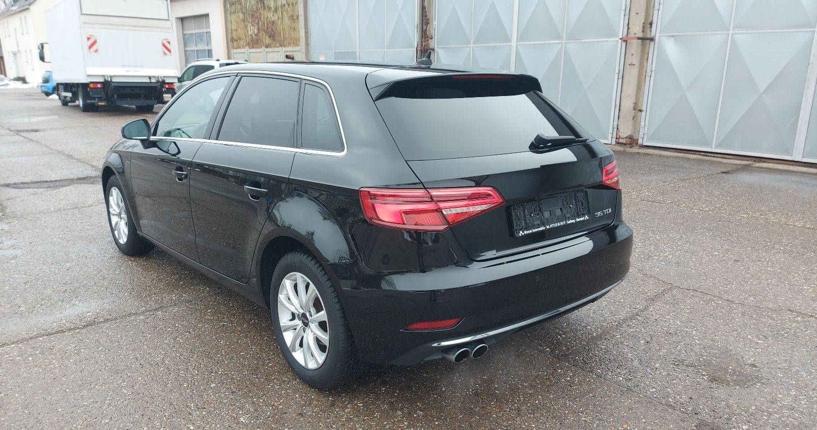 Audi A3 Sportback 35 TDI design LED SHZ Navi PDC foto 3