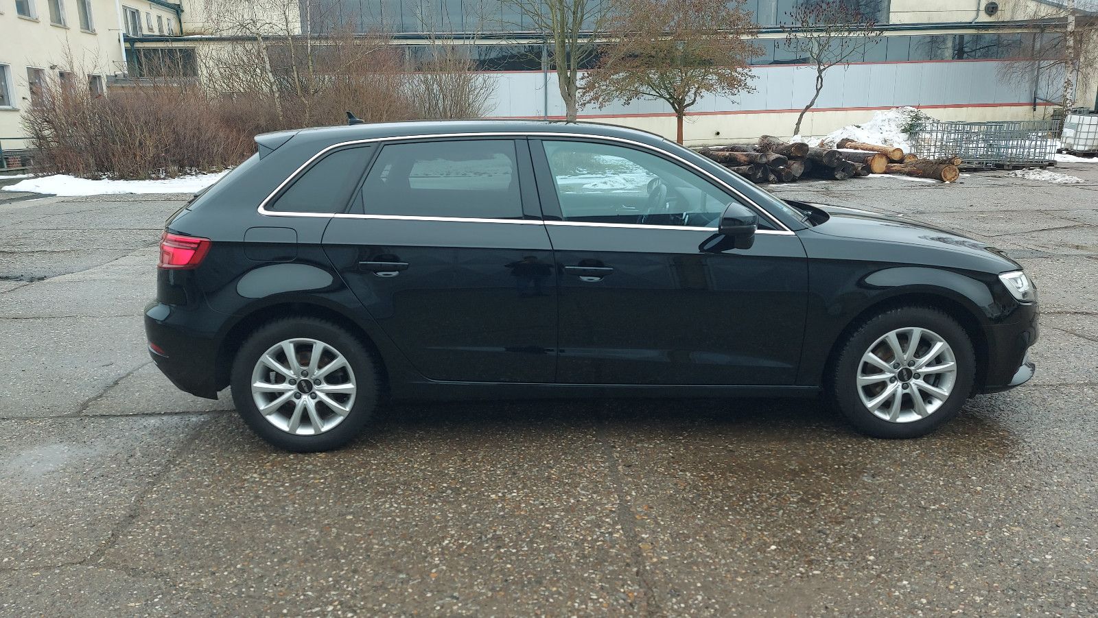 Audi A3 Sportback 35 TDI design LED SHZ Navi PDC foto 6