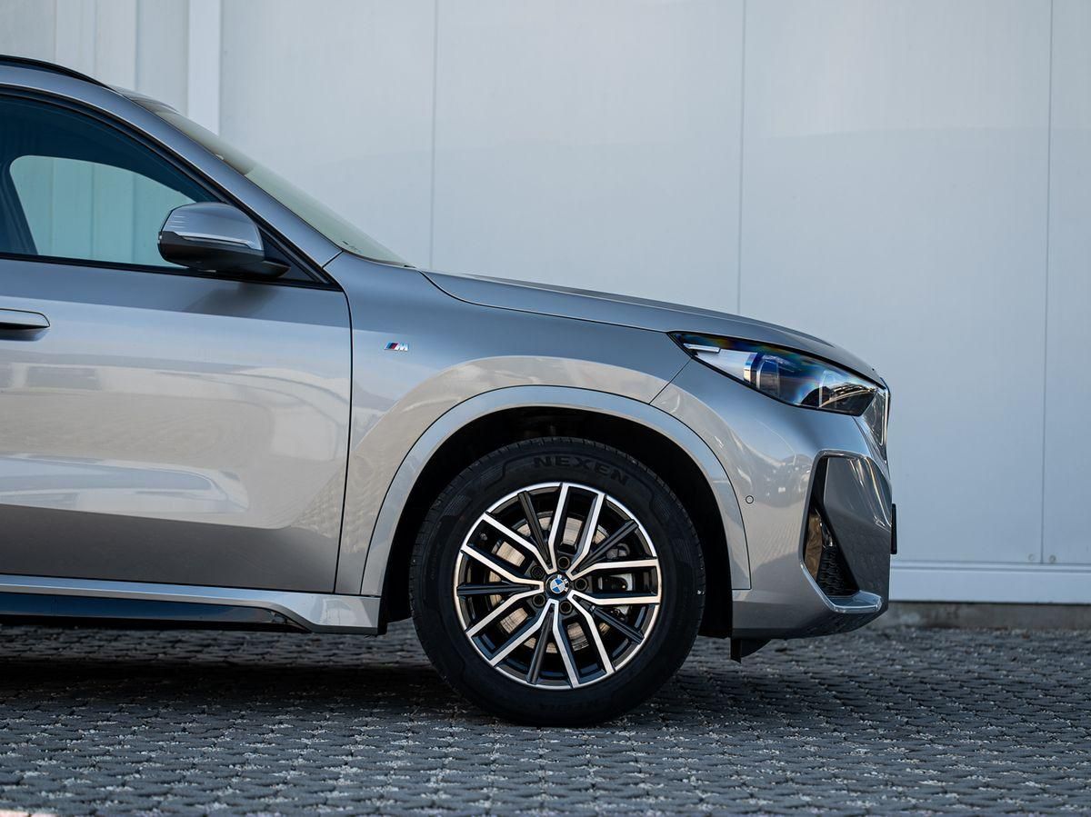 BMW X1 sDrive20i M-Sport AHK PANO KoZg AdLED RFK foto 7