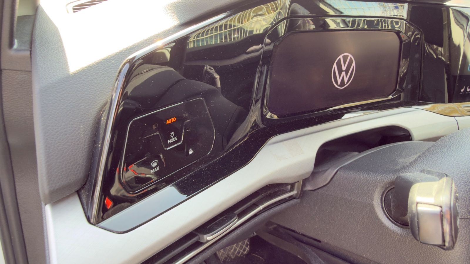 Volkswagen Golf 2.0 TDI SCR DSG Life LED ACC 2.Hand foto 18