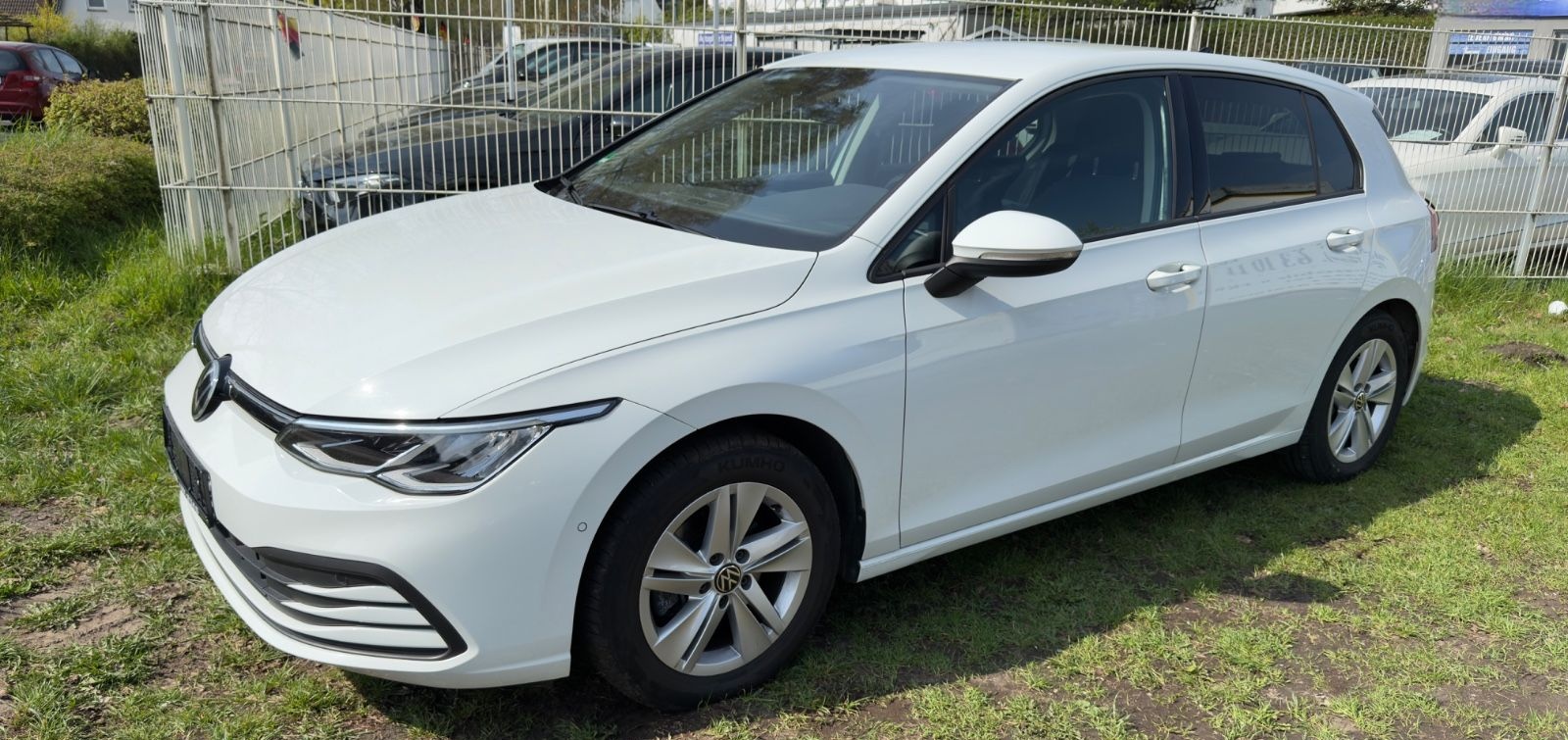 Volkswagen Golf 2.0 TDI SCR DSG Life LED ACC 2.Hand foto 3