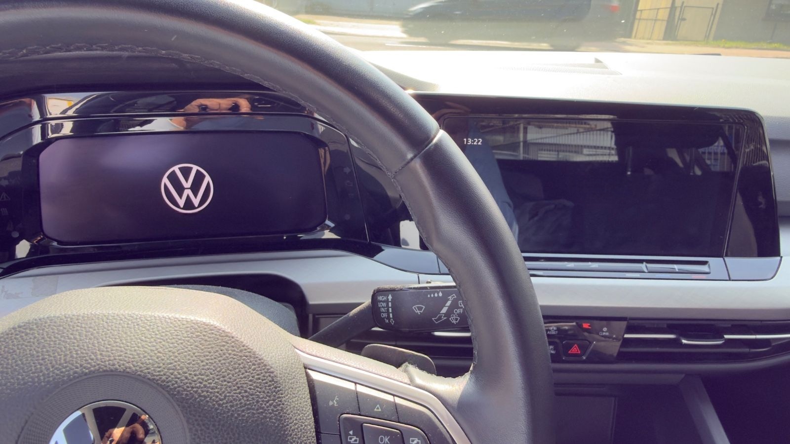 Volkswagen Golf 2.0 TDI SCR DSG Life LED ACC 2.Hand foto 21