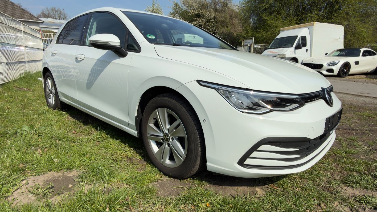 Volkswagen Golf 2.0 TDI SCR DSG Life LED ACC 2.Hand foto 9