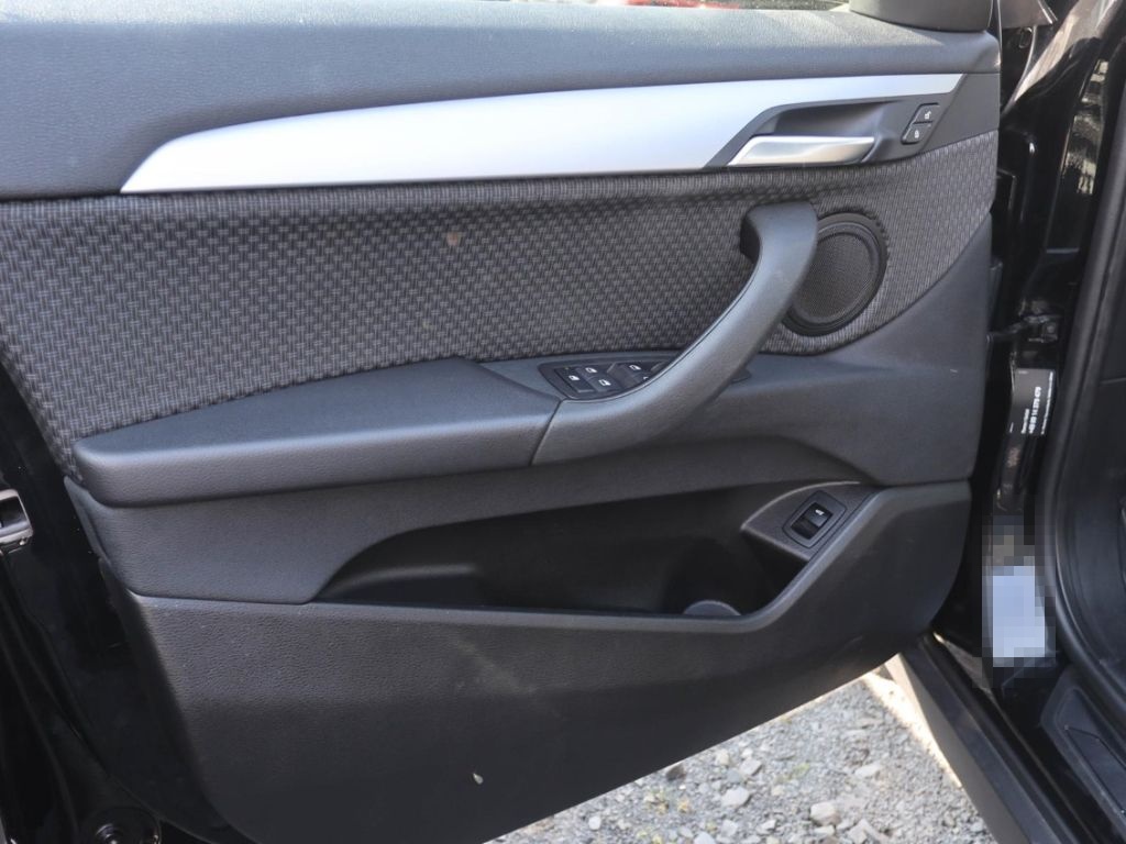 BMW X2 18i+Navi+DAB+LED+Temp+el.Heckklappe+SHZ+PDCv+ foto 6