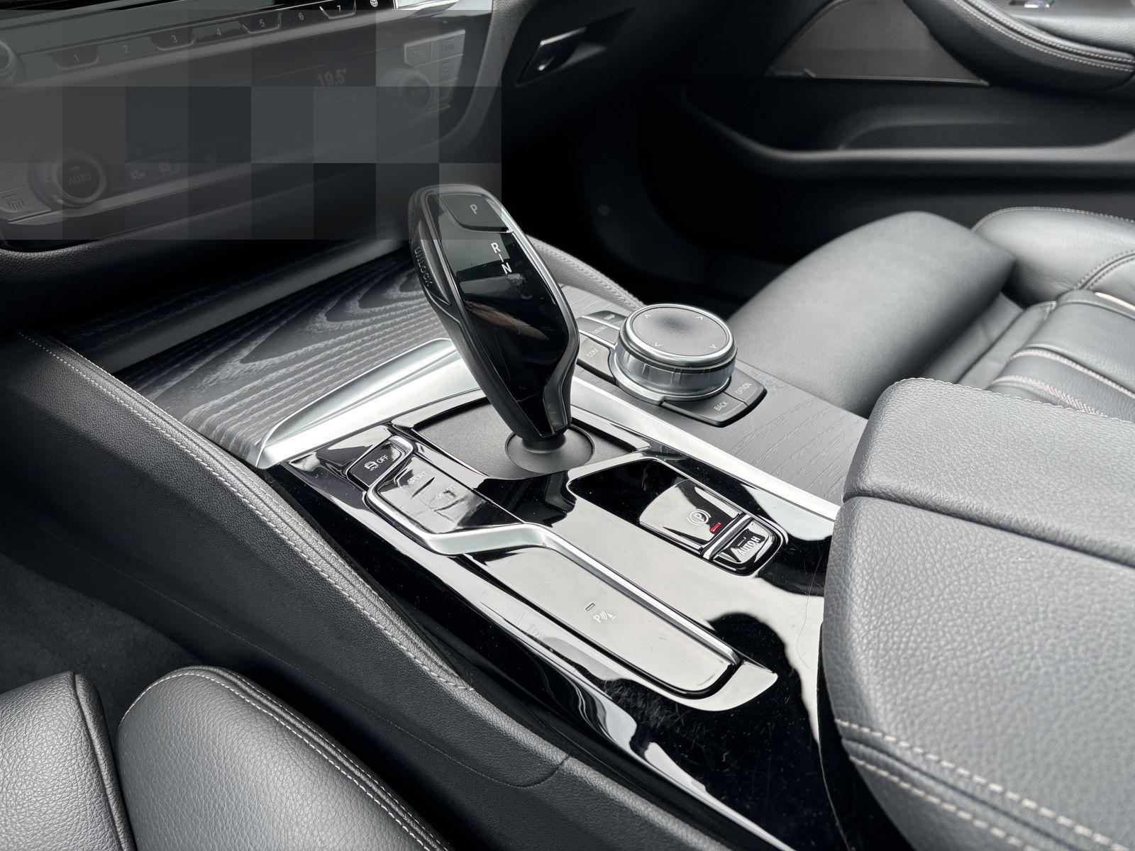 BMW 540d xDrive ///M Sport Laser LC Prof AHK HUD H&K foto 23