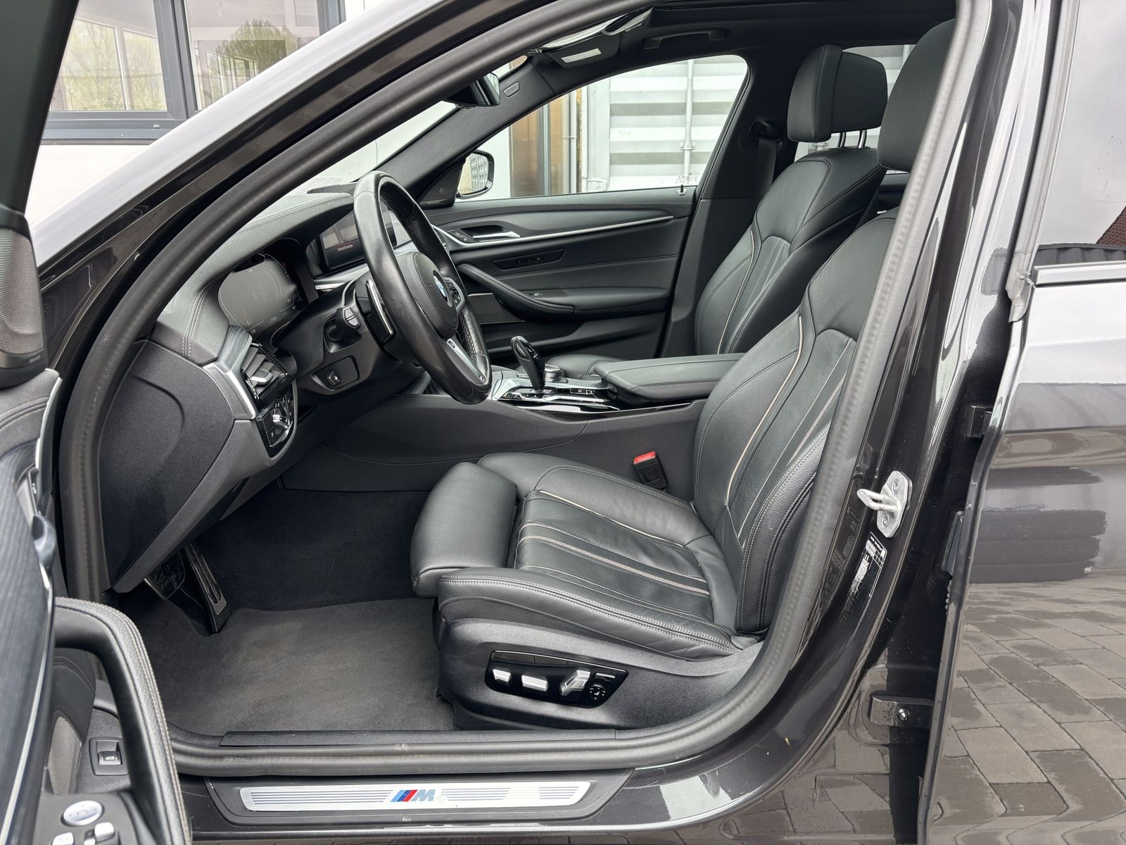 BMW 540d xDrive ///M Sport Laser LC Prof AHK HUD H&K foto 9