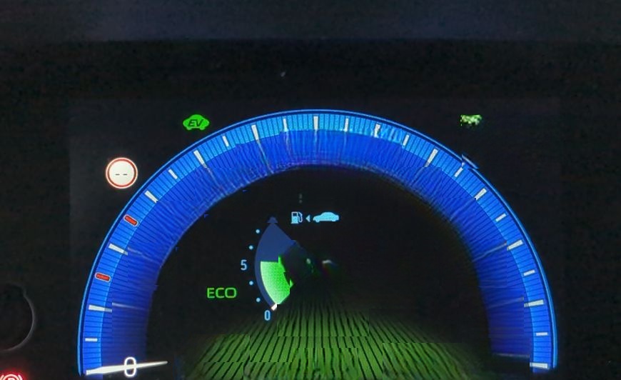 Toyota Corolla 1.8 Hybrid Team Deutschland NAVI+BI-LED+ foto 23