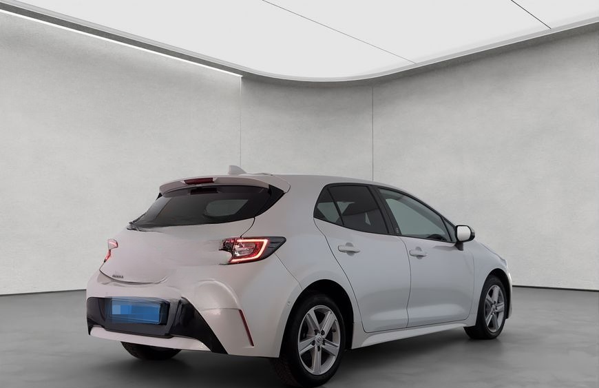 Toyota Corolla 1.8 Hybrid Team Deutschland NAVI+BI-LED+ foto 6