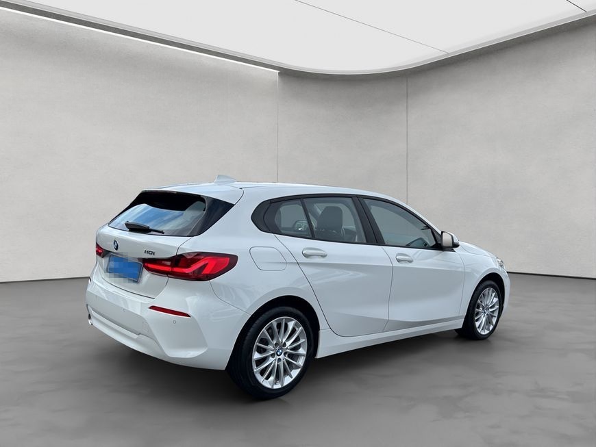 BMW 118i Advantage foto 6