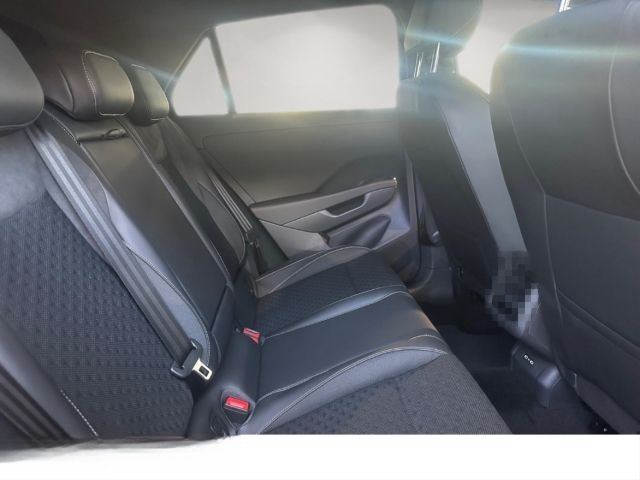 Volkswagen T-Roc R-Line 1.5 l eTSI Tageszulassungen IQ.LIGH foto 6