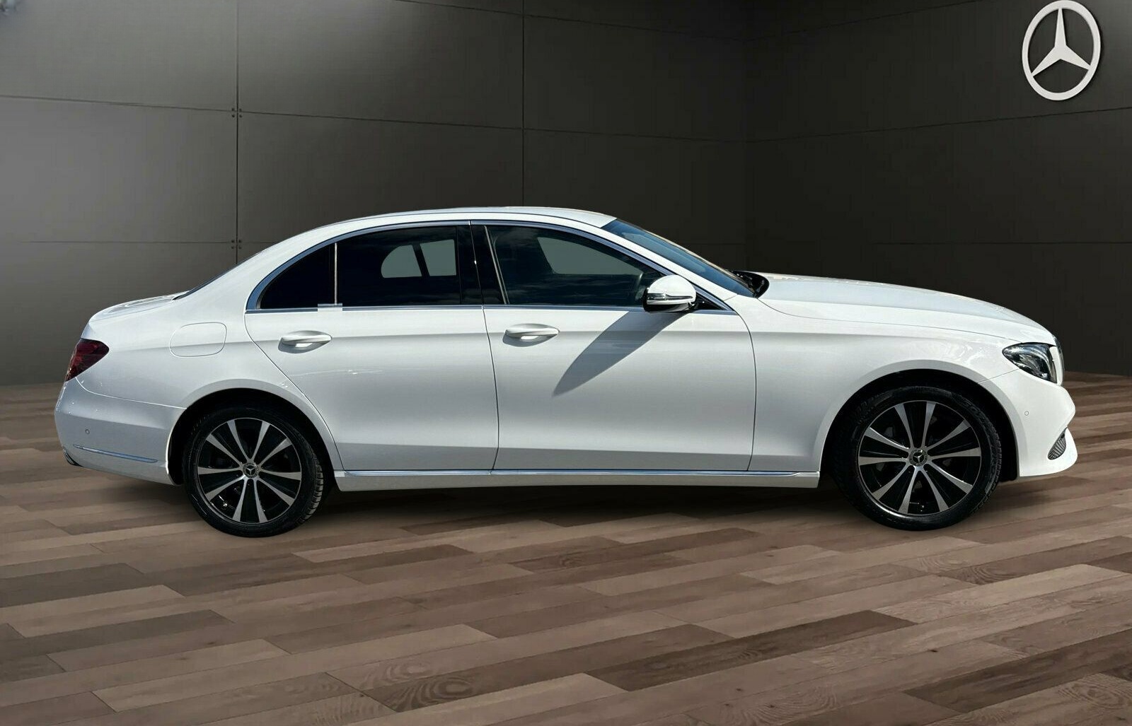 Mercedes-Benz E 450 4M EXCLUSIVE+NAVI+KAMERA+LED+STANDHEIZUNG+ foto 4