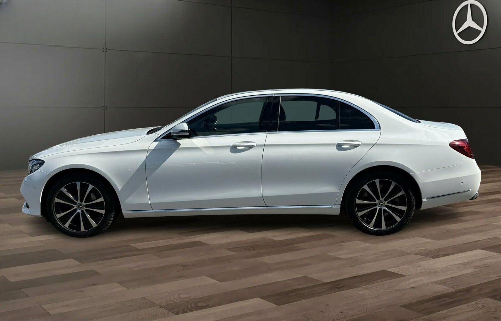 Mercedes-Benz E 450 4M EXCLUSIVE+NAVI+KAMERA+LED+STANDHEIZUNG+ foto 8