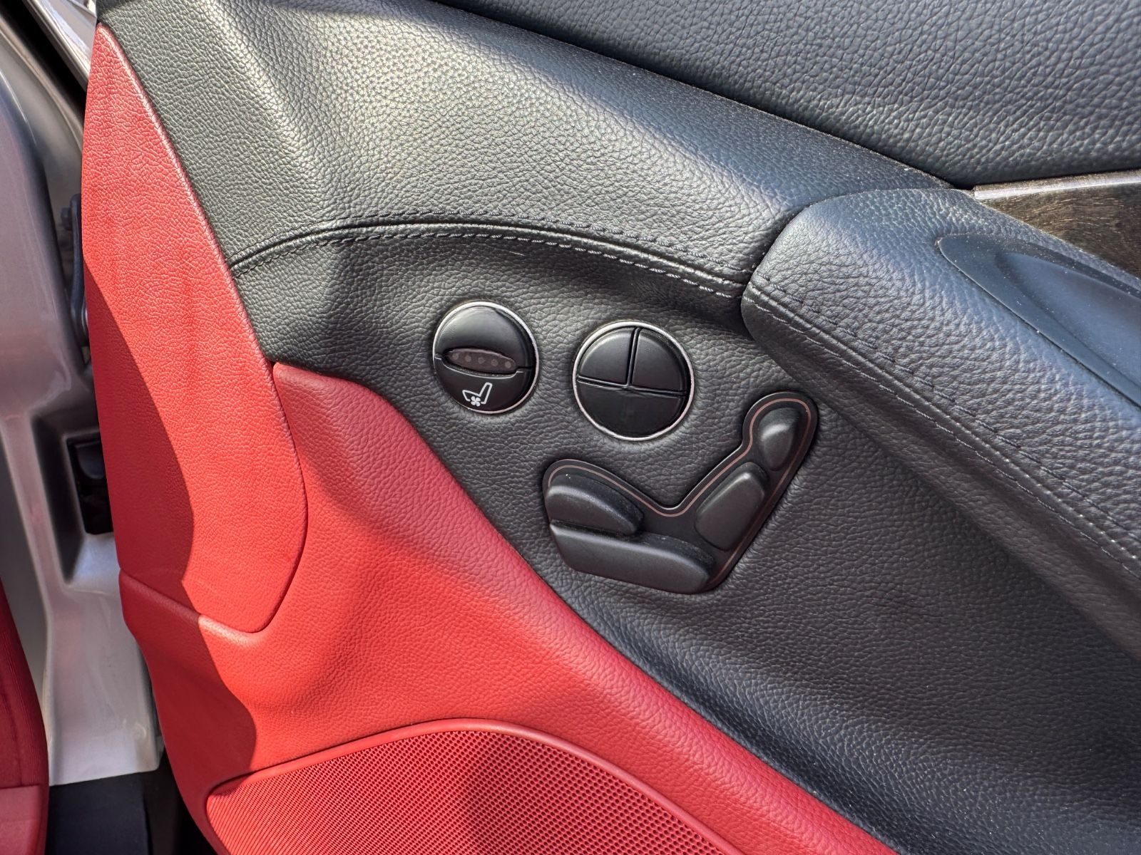 Mercedes-Benz SLR SL Roadster SL 350 Leder rot- Command foto 11