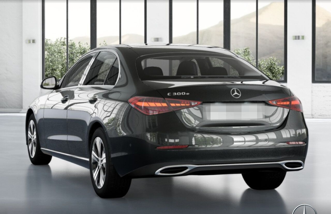 Mercedes-Benz C 300 e Avantgarde/Adv+/Distr/Guard360°/MBUX foto 23