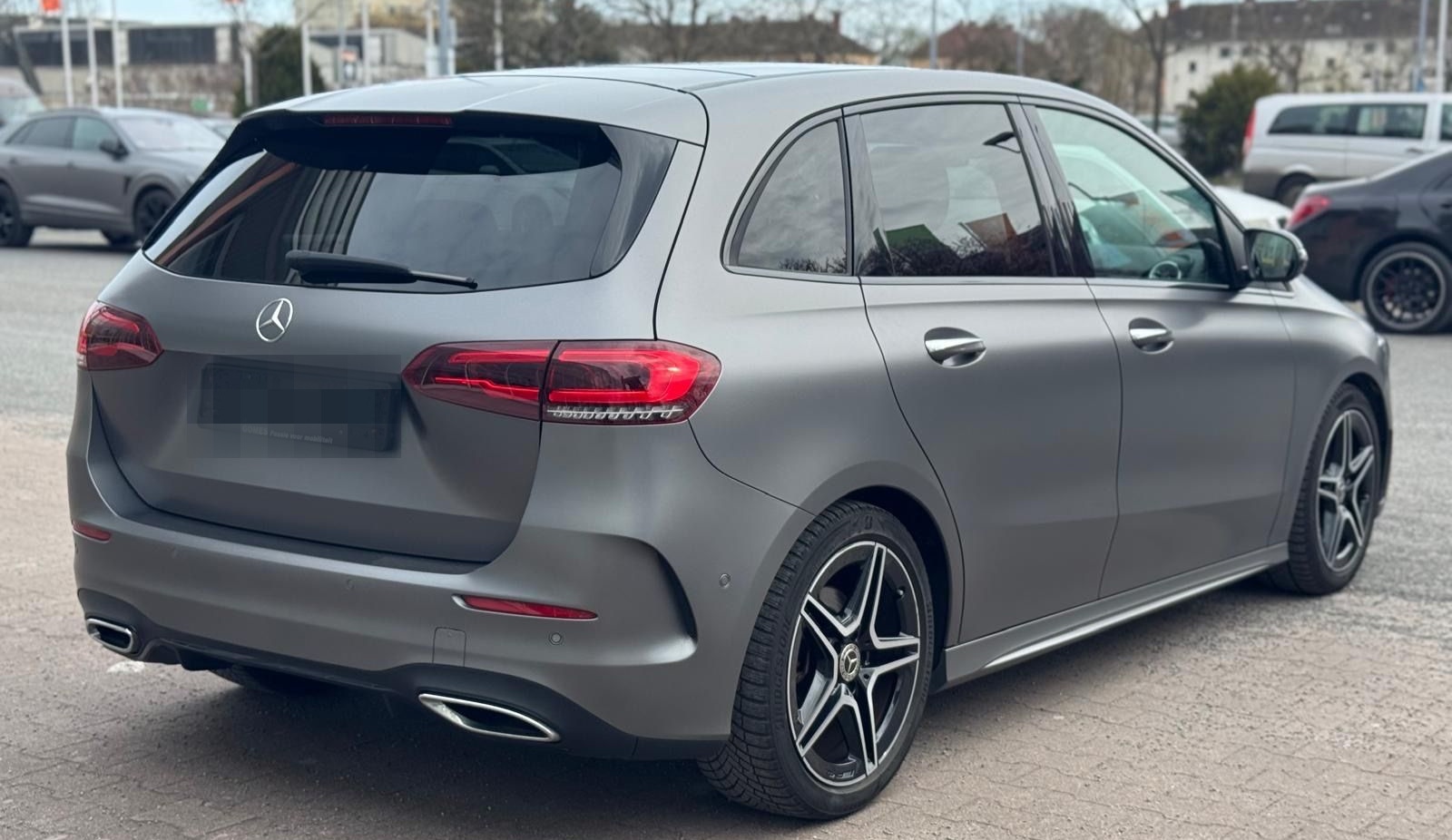 Mercedes-Benz B 200 AMG Line VOLL/PANO/MEMORY/AMBITION/KAMERA/ foto 5