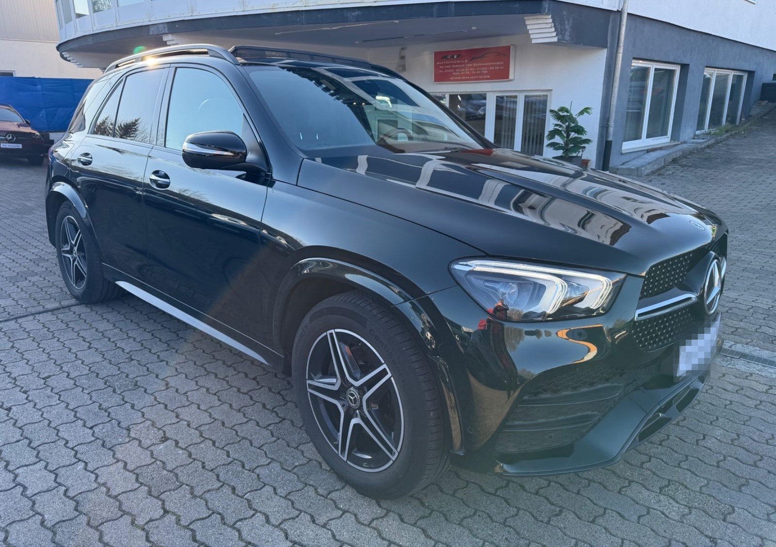 Mercedes-Benz GLE 300 d 4M AMG PANO BURM LUFT 360° AHK NIGHT foto 3