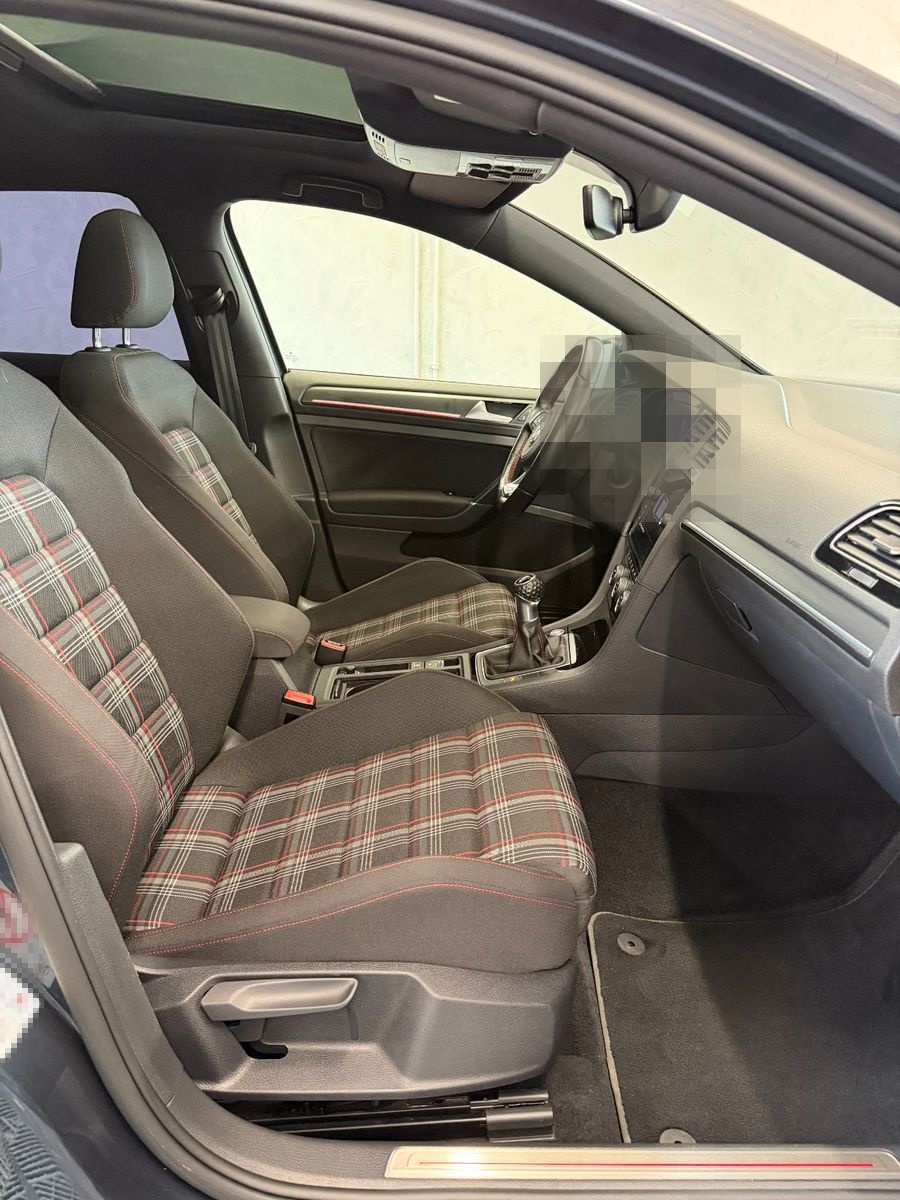 Volkswagen Golf VII GTI Performance Pano VirtCock ACC Led foto 15