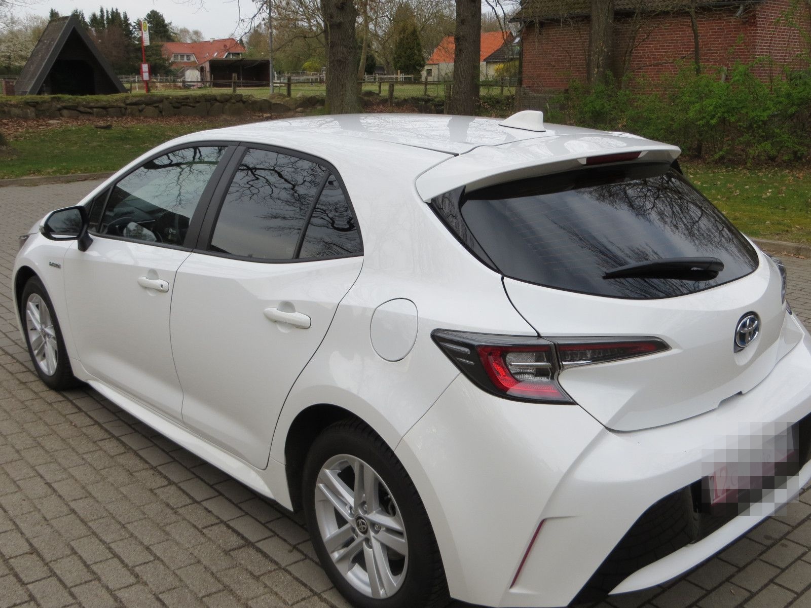 Toyota Corolla Hybrid Business Edition R-Kam +div. Ass foto 5