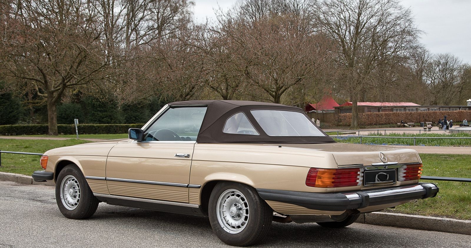 Mercedes-Benz 380 SL foto 3