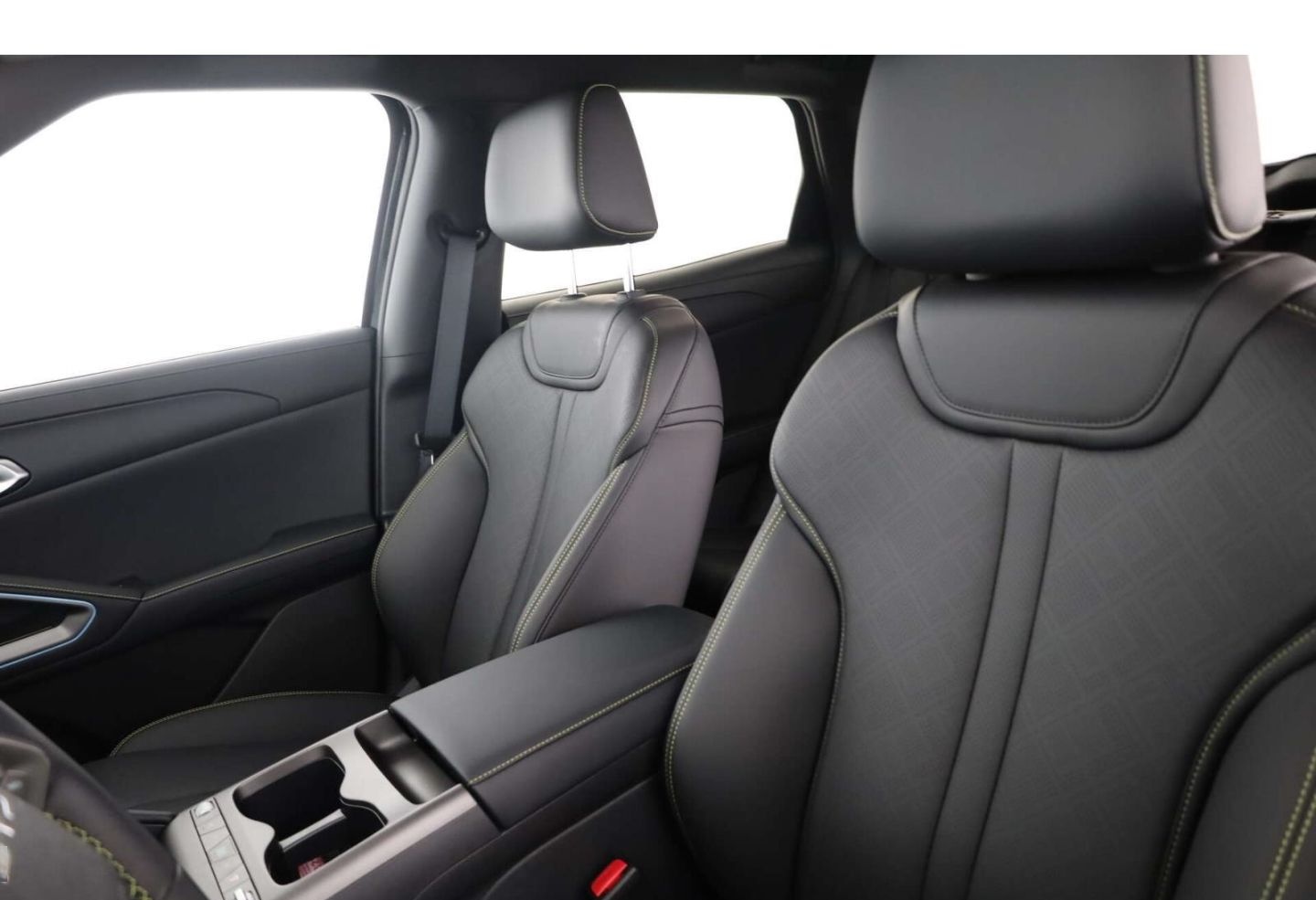 BYD ATTO 2 Comfort LP: 43.549,- /Pano/Wärmepumpe/Top foto 11