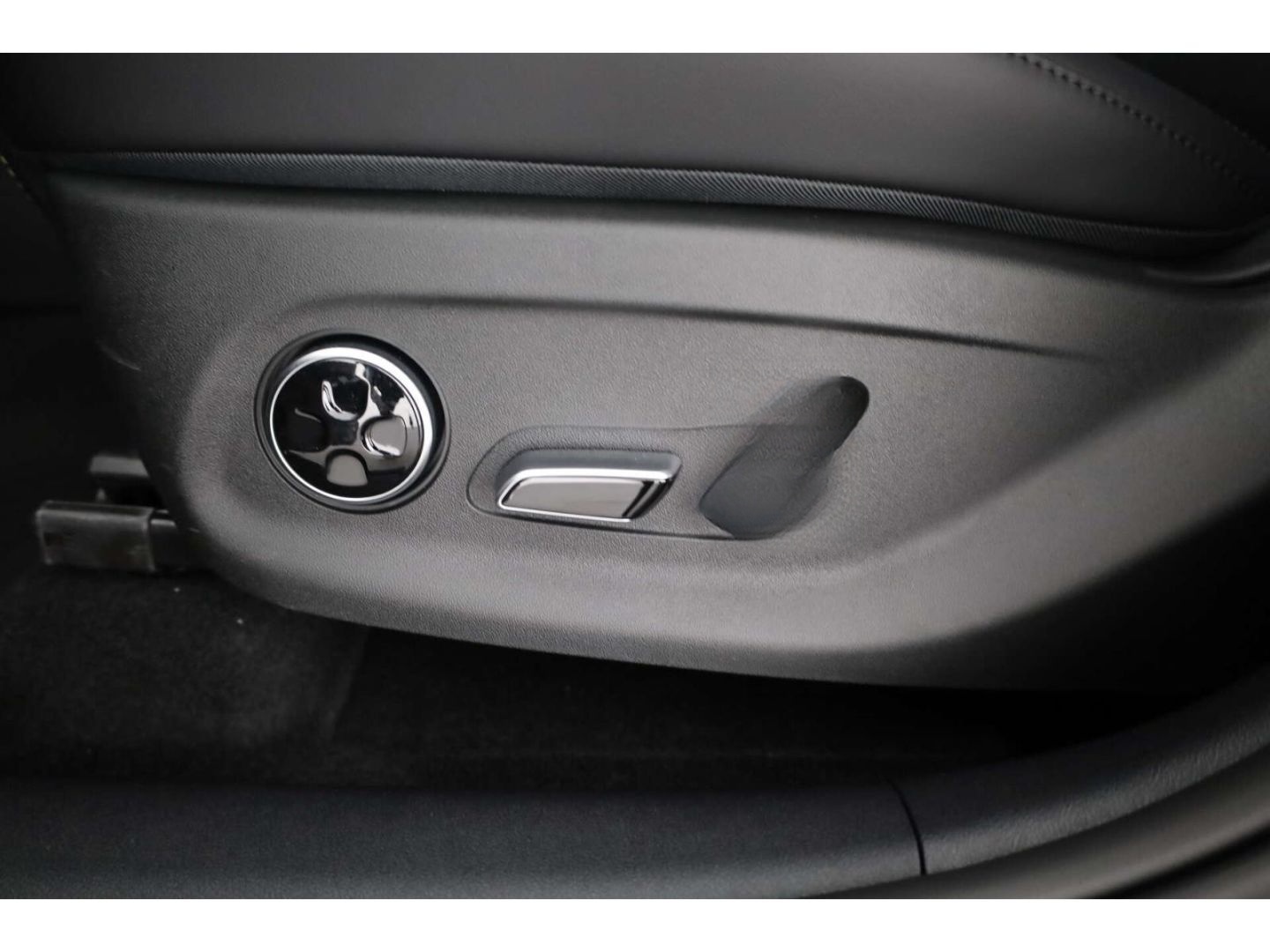 BYD ATTO 2 Comfort LP: 43.549,- /Pano/Wärmepumpe/Top foto 19