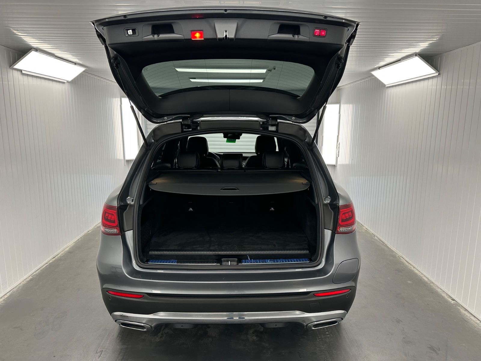 Mercedes-Benz GLC 300 e 4+Matic AMG Distronic AHK 360° Kamera foto 13