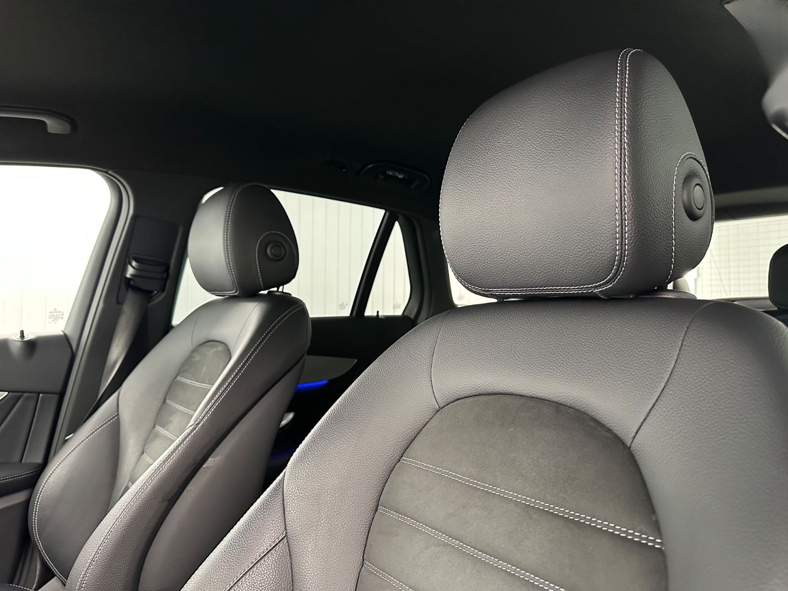 Mercedes-Benz GLC 300 e 4+Matic AMG Distronic AHK 360° Kamera foto 21