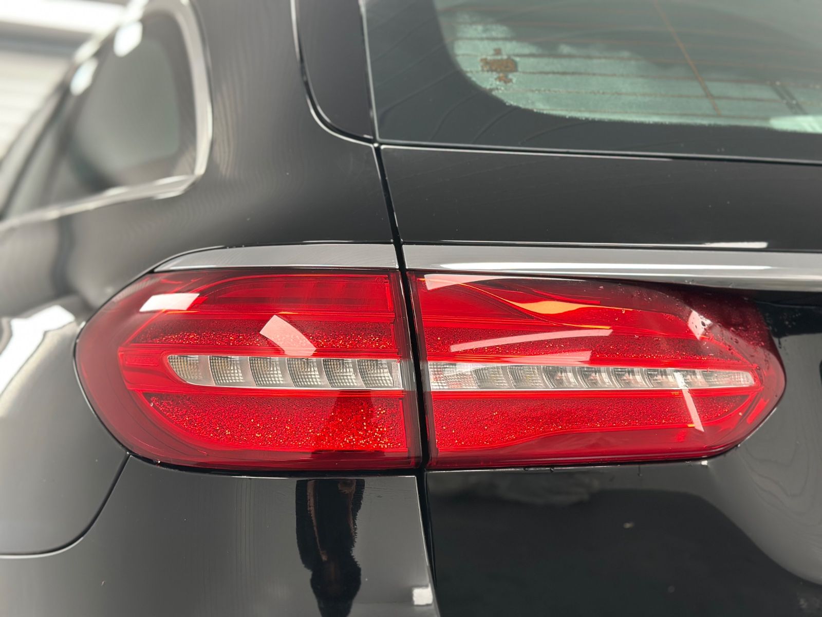 Mercedes-Benz E 220 d 4Matic All-Terrain  Kamera Airmatic LED foto 11