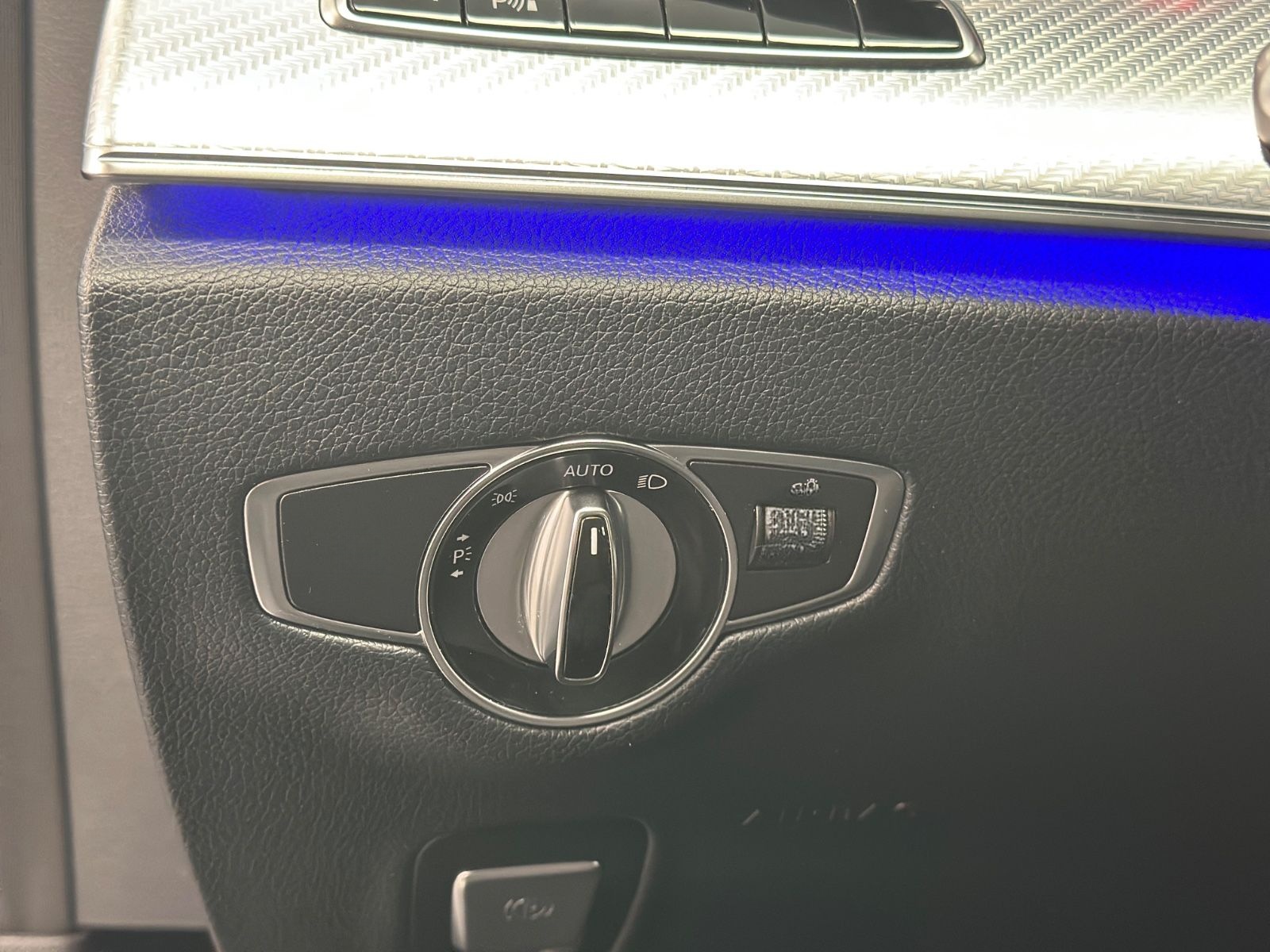 Mercedes-Benz E 220 d 4Matic All-Terrain  Kamera Airmatic LED foto 20