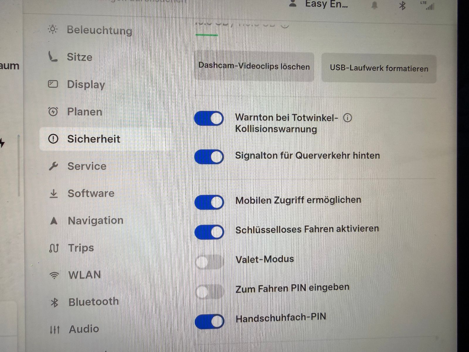 Tesla Model Y  LR AWD + comfort suspension foto 13