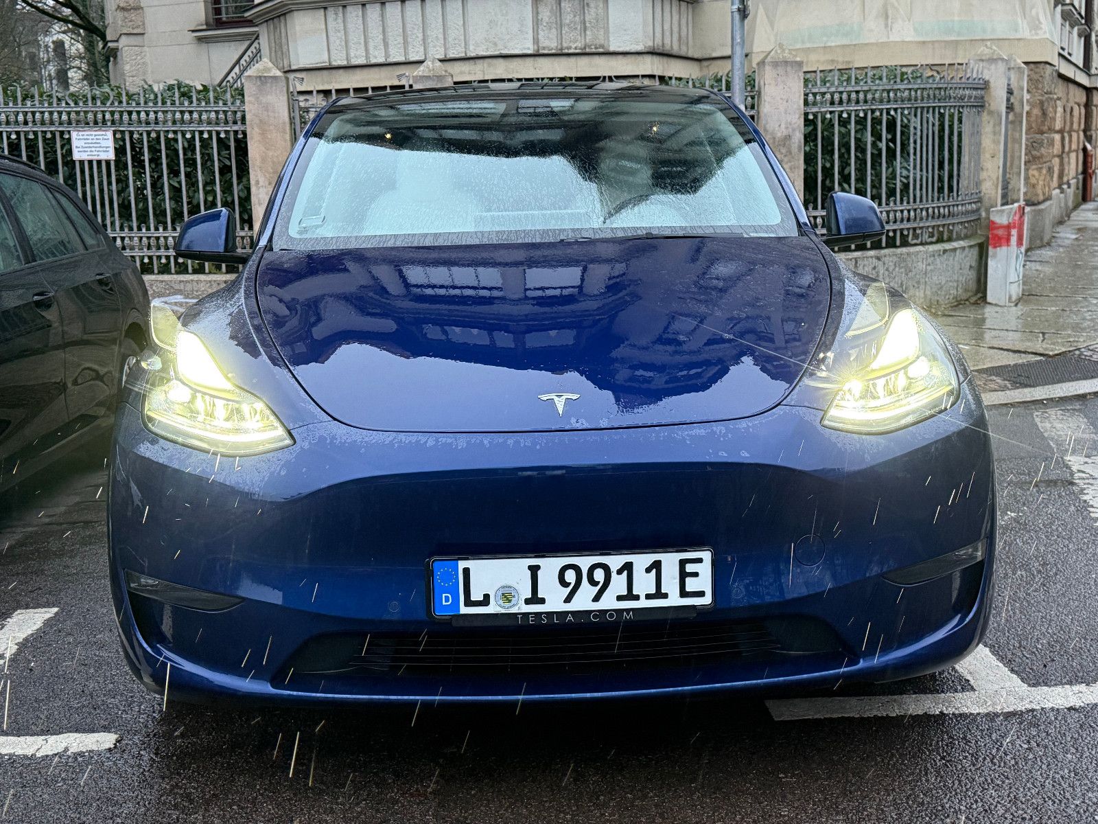 Tesla Model Y  LR AWD + comfort suspension foto 17