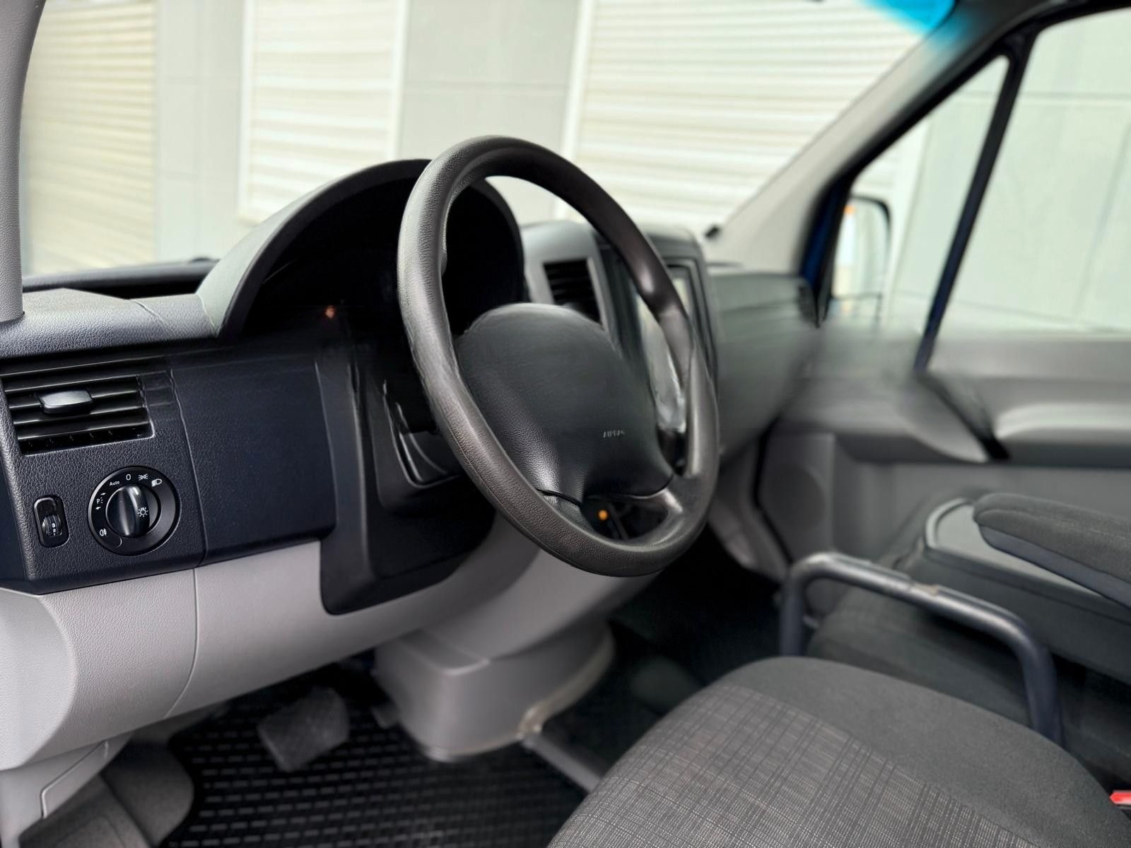 Mercedes-Benz Sprinter 316 CDI AUTOMATIK L2H1 + KLIMA+AHK+HOLZ foto 2