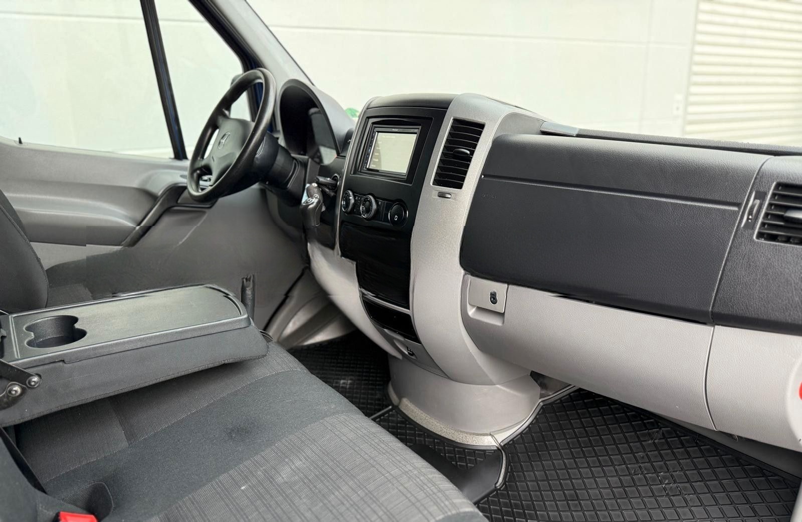 Mercedes-Benz Sprinter 316 CDI AUTOMATIK L2H1 + KLIMA+AHK+HOLZ foto 18