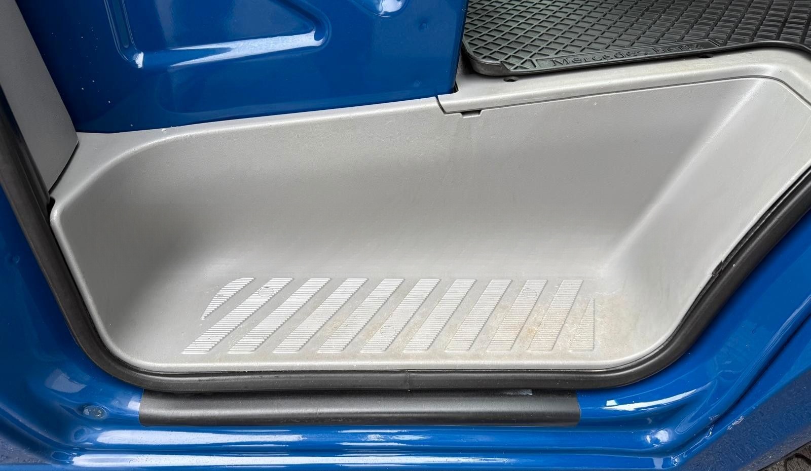 Mercedes-Benz Sprinter 316 CDI AUTOMATIK L2H1 + KLIMA+AHK+HOLZ foto 22