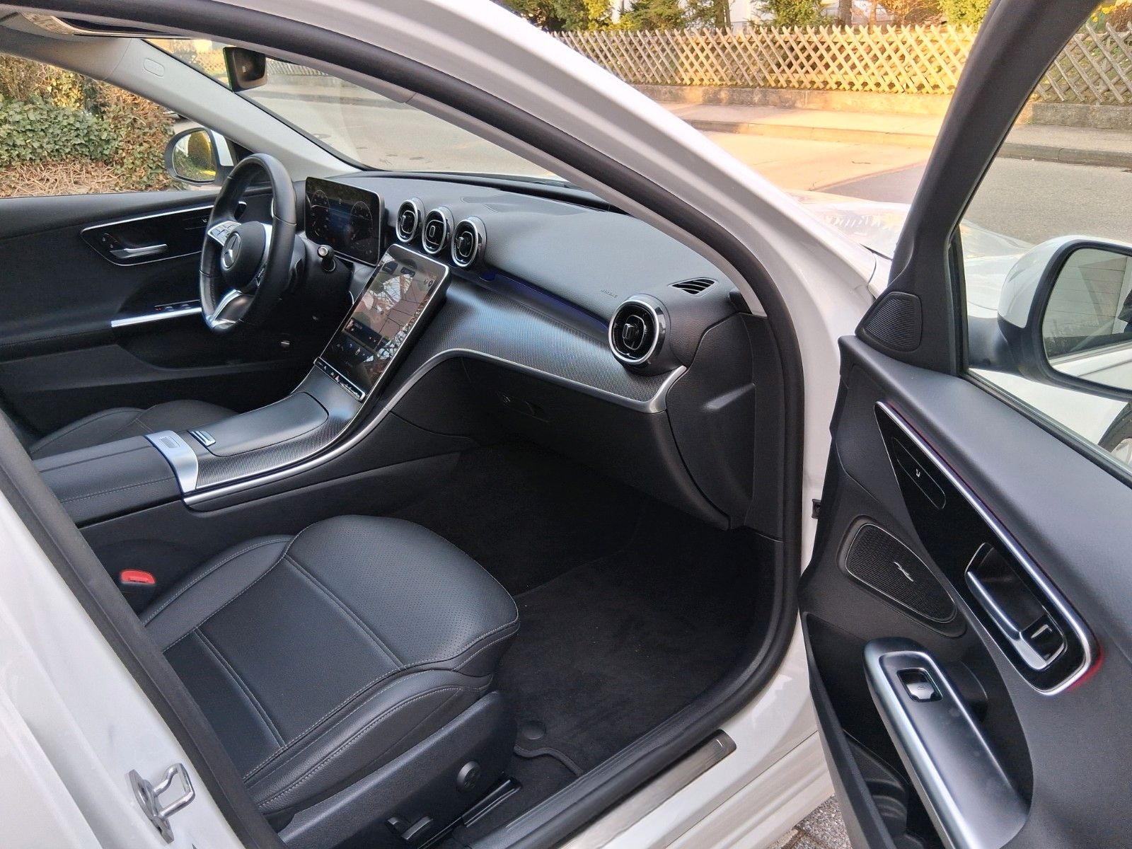 Mercedes-Benz C 220 d T-Model AVANTGARDE DISTRONIC Plus foto 12