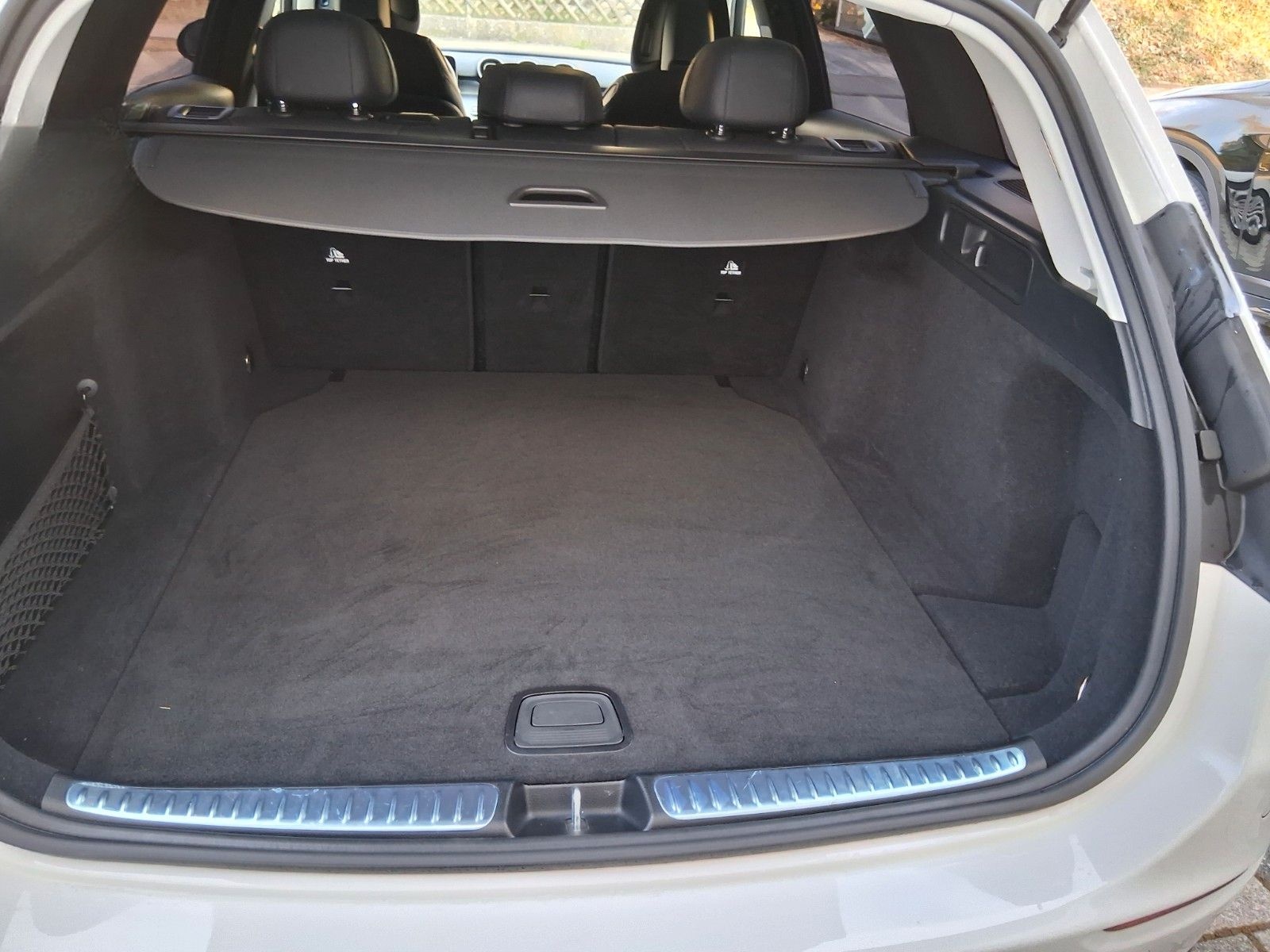Mercedes-Benz C 220 d T-Model AVANTGARDE DISTRONIC Plus foto 17