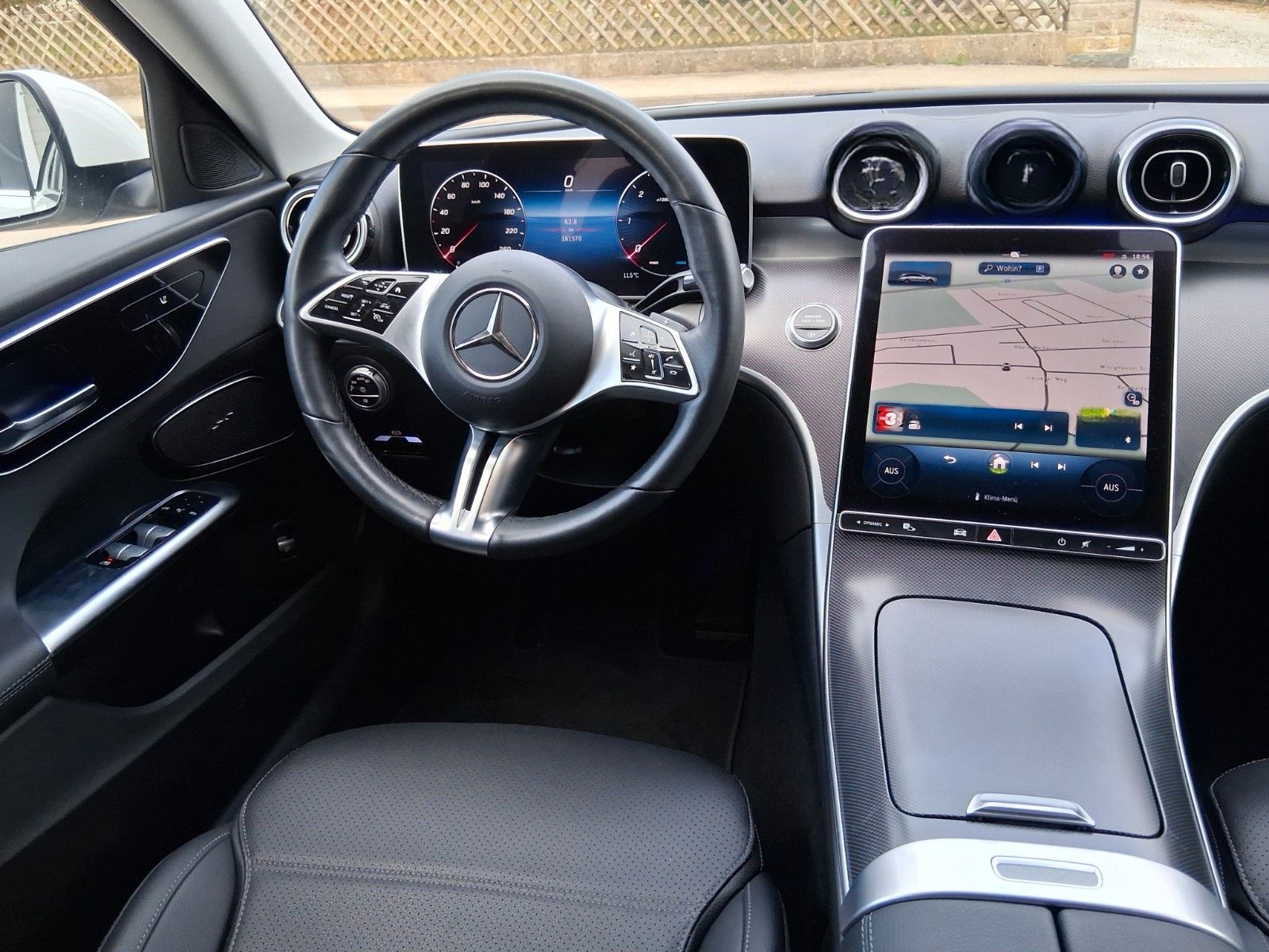 Mercedes-Benz C 220 d T-Model AVANTGARDE DISTRONIC Plus foto 4