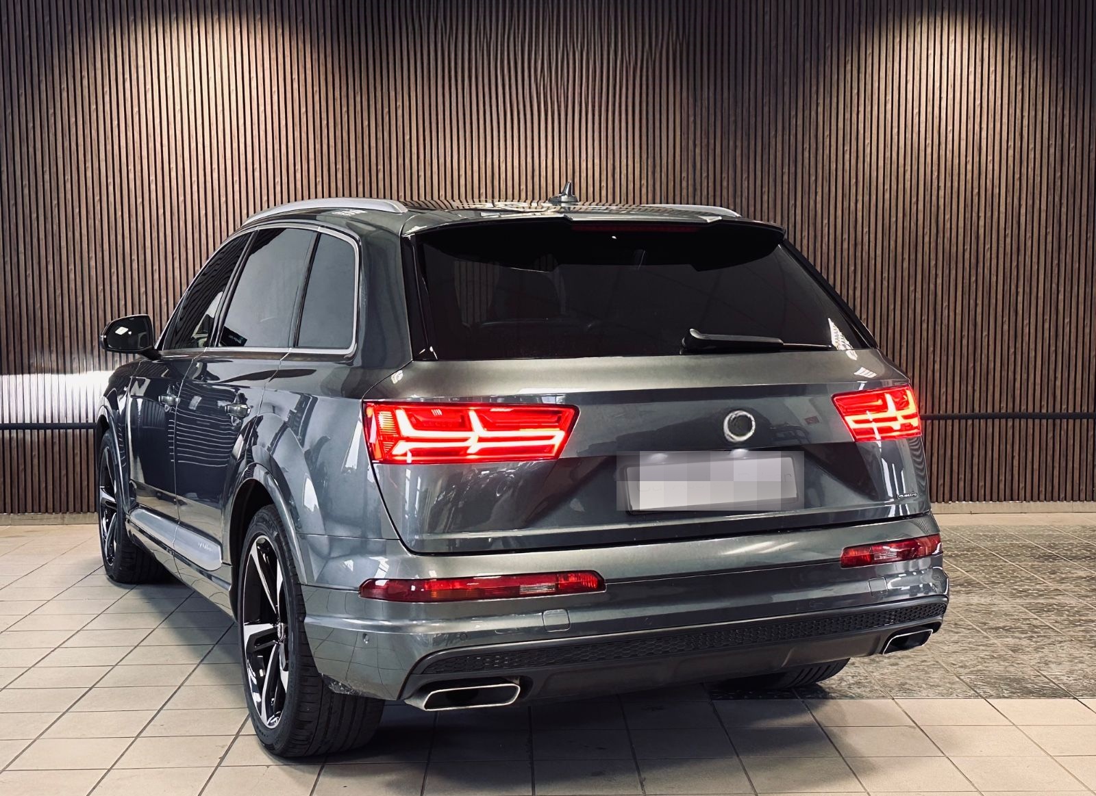 Audi Q7 3.0 TDI quattro, 1. Hand, SHZ, AHK, 21 Zoll, foto 2