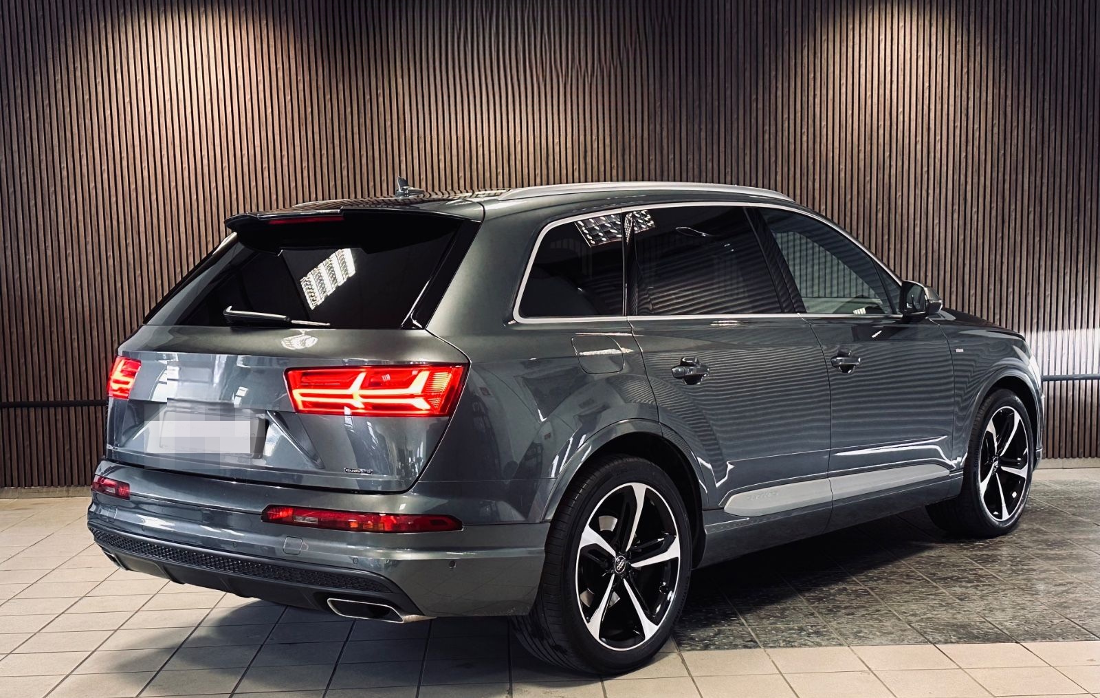 Audi Q7 3.0 TDI quattro, 1. Hand, SHZ, AHK, 21 Zoll, foto 3