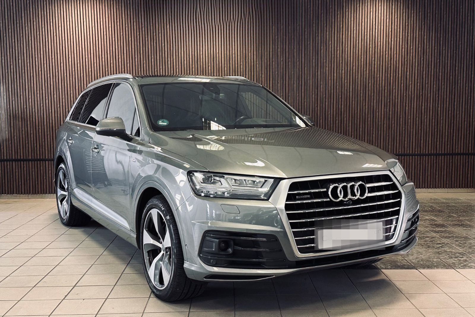 Audi Q7 3.0 TDI quattro, LED,Nacht,AHK,Bose,21"Appelc foto 6