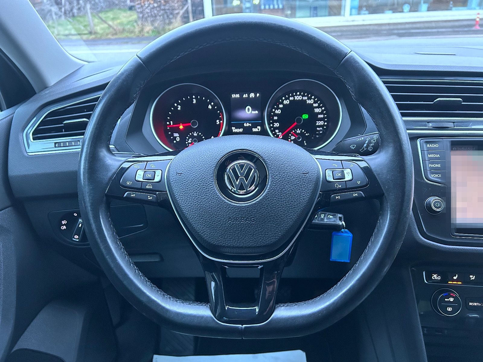 Volkswagen Tiguan 2,0 Ltr. Aut. 4Motion  Bi-Xenon Navi AHK foto 11