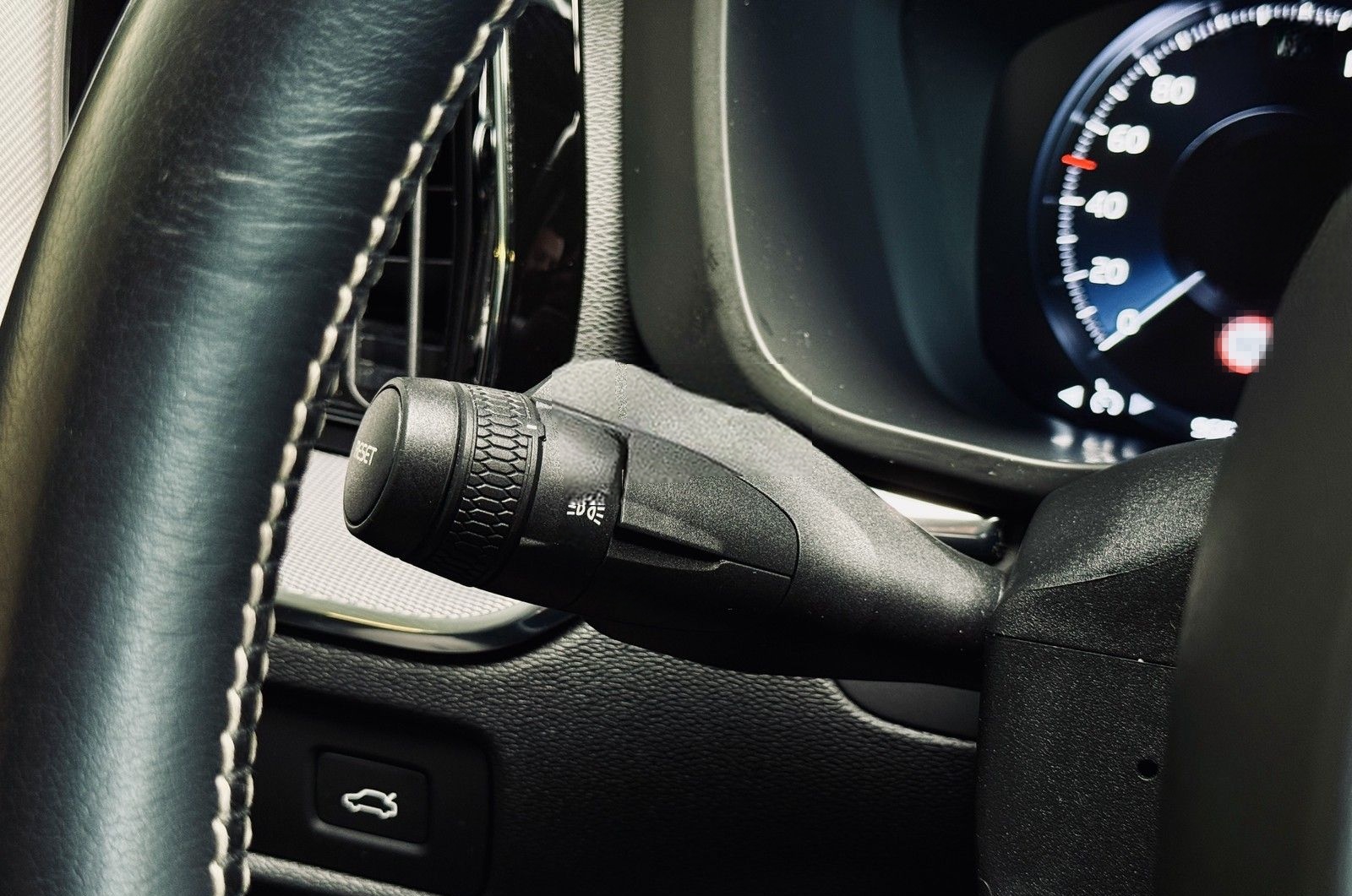 Volvo XC60 R Design|PANO|KAMERA|LED|ASSISTENZ+|SHZ| foto 23