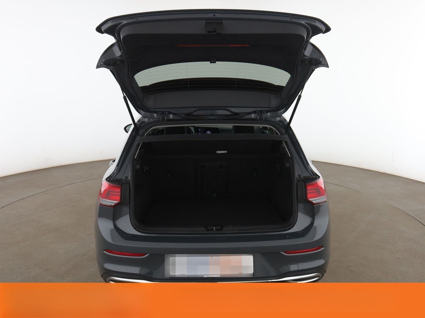 Volkswagen Golf VIII 1.5 TSI ACT Active*NAVI*LED*ACC*CAM* foto 17