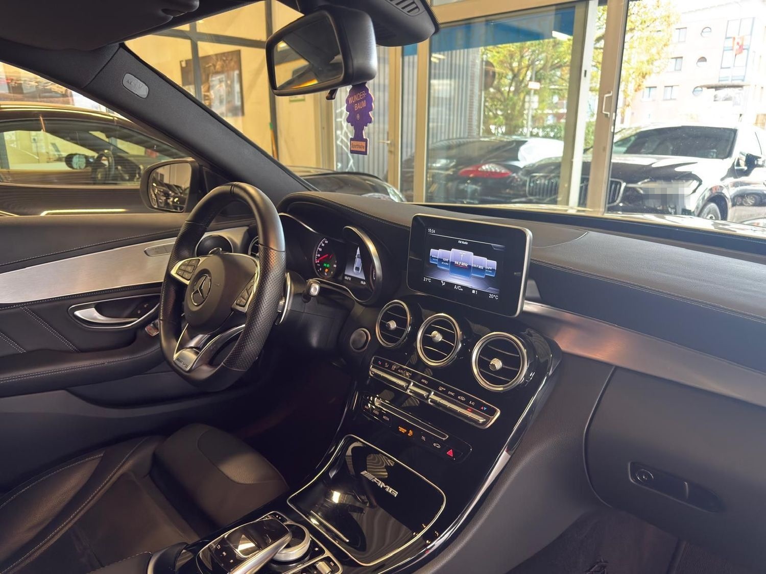 Mercedes-Benz C 63 AMG Navi/ 2.Hand/ Sehr gepflegt/ 19 ZOLL SO foto 15