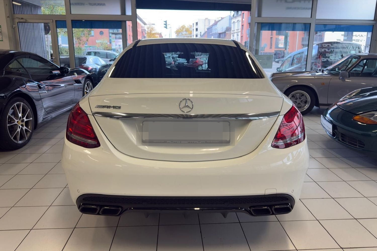 Mercedes-Benz C 63 AMG Navi/ 2.Hand/ Sehr gepflegt/ 19 ZOLL SO foto 6