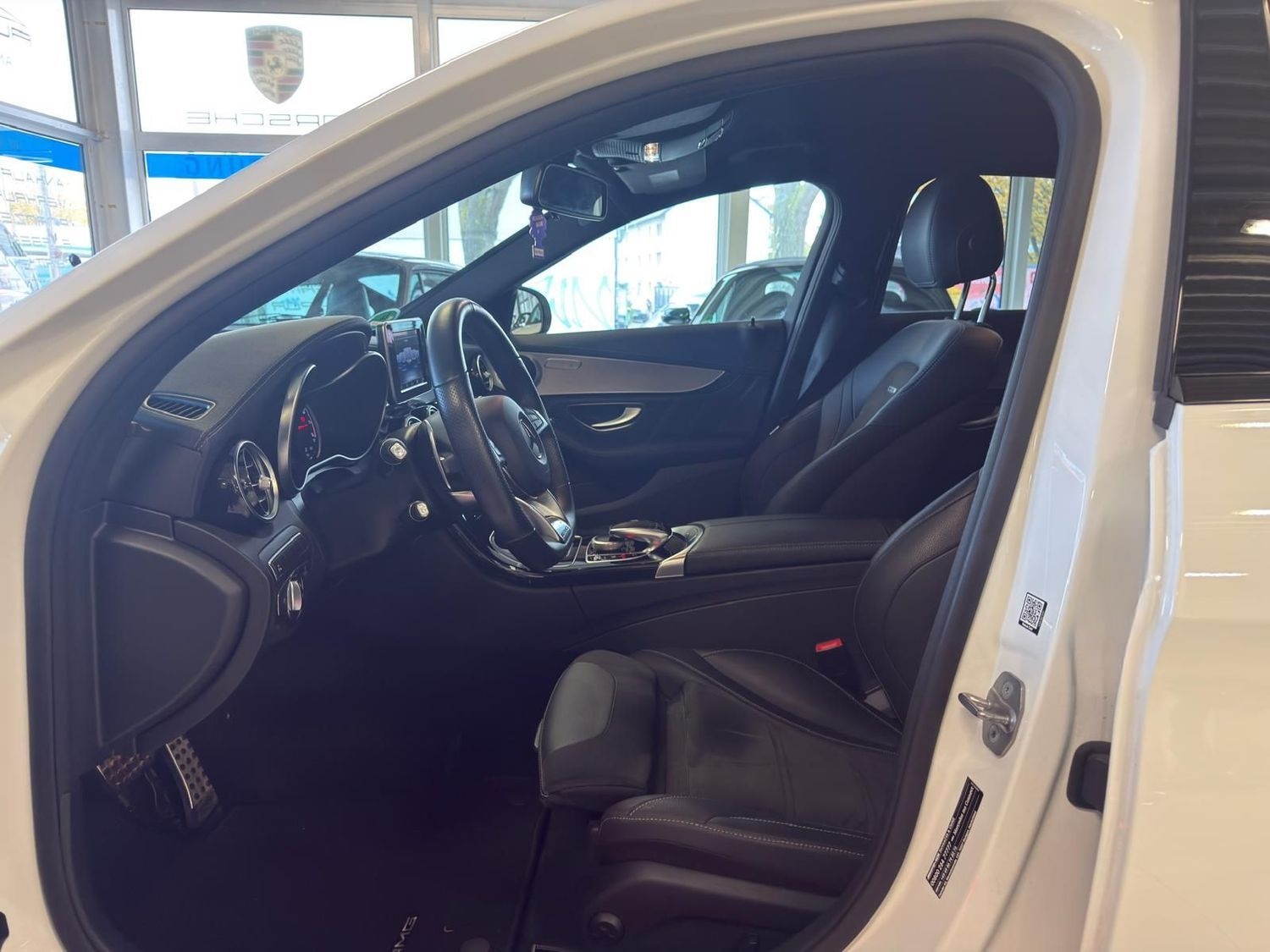 Mercedes-Benz C 63 AMG Navi/ 2.Hand/ Sehr gepflegt/ 19 ZOLL SO foto 7